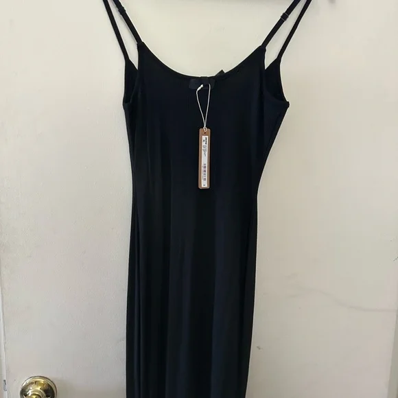 SKIMS Black Maxi Dress - Picture 3 of 5